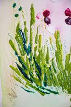 Charger l'image dans la galerie, À côté des rosiers grimpants