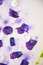 Load image into Gallery viewer, The marquise's irises