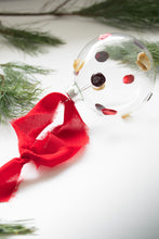 Load image into Gallery viewer, Boules de Noël - Christmas ornements (3.15 in)
